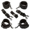 Nocturnal Restricciones De Cama Cuero Ajustable Negro de Calexotics | Piumer