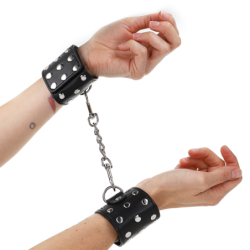 Kink - Muñequeras Con Cierre A Presión Lleno De Tachuelas Ajustable Negro 19-24 Cm X 5.5 Cm de Kink Wrist Restraint | Piumer