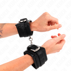 Kink - Muñequeras Negro Con Hebilla De Diamantes De Imitación Ajustable 25-32 Cm X 5.5 Cm de Kink Wrist Restraint | Piumer
