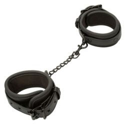 Nocturnal Esposas De Tobillo Cuero Ajustable Negro de Calexotics | Piumer
